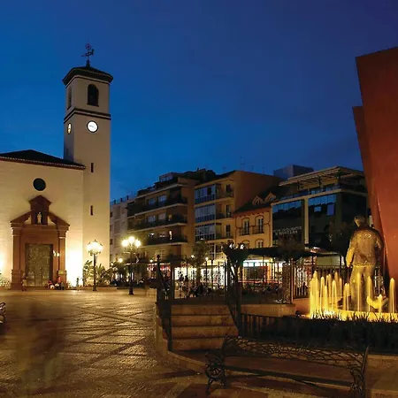 In Fuengirola, Malaga With Kitchen
